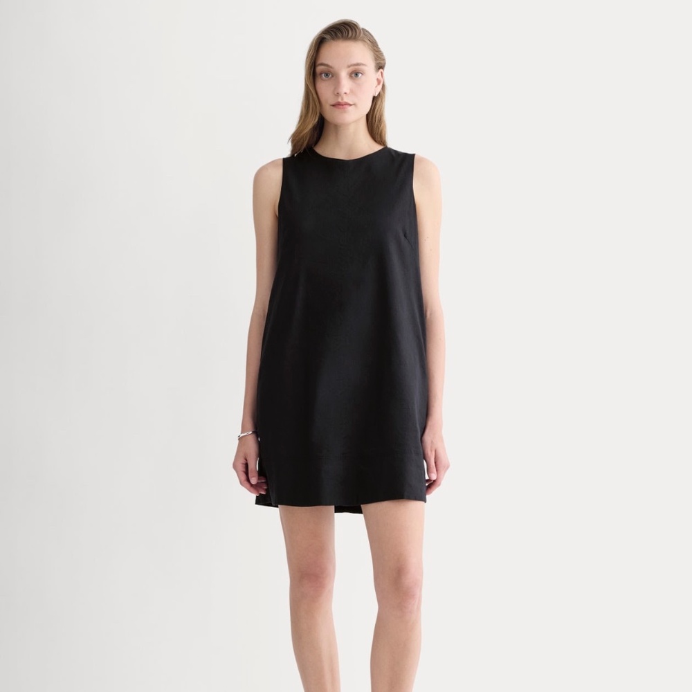 The Shift Dress in Stretch Linen